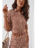 Short blouse with a houndstooth collar, cream and brown 02011 - Online store - Boutique